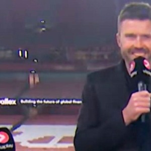 开云app-卡里克揭秘与拉爵对话内容，没提转正执教！低调务实拒喊争四口号