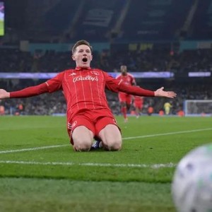 开云体育入口-埃利奥特-安德森：这1分是我们拼下来的；接下来继续努力保级